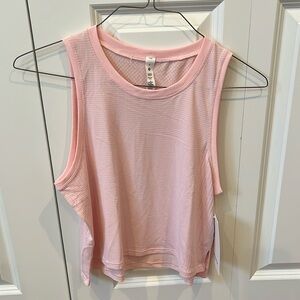 NWT⭐️Lululemon Train to Be Tank, light pink. Size 6